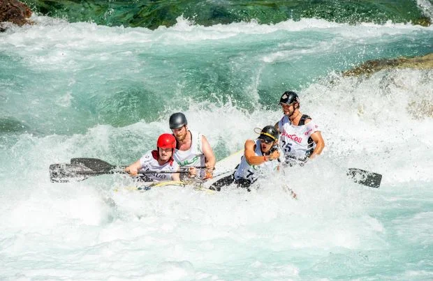 Nepal rafting
